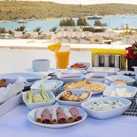 Hotel Hola Bodrum 5*