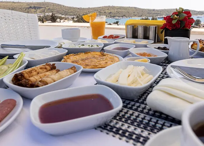 Hola Bodrum Szálloda 5*